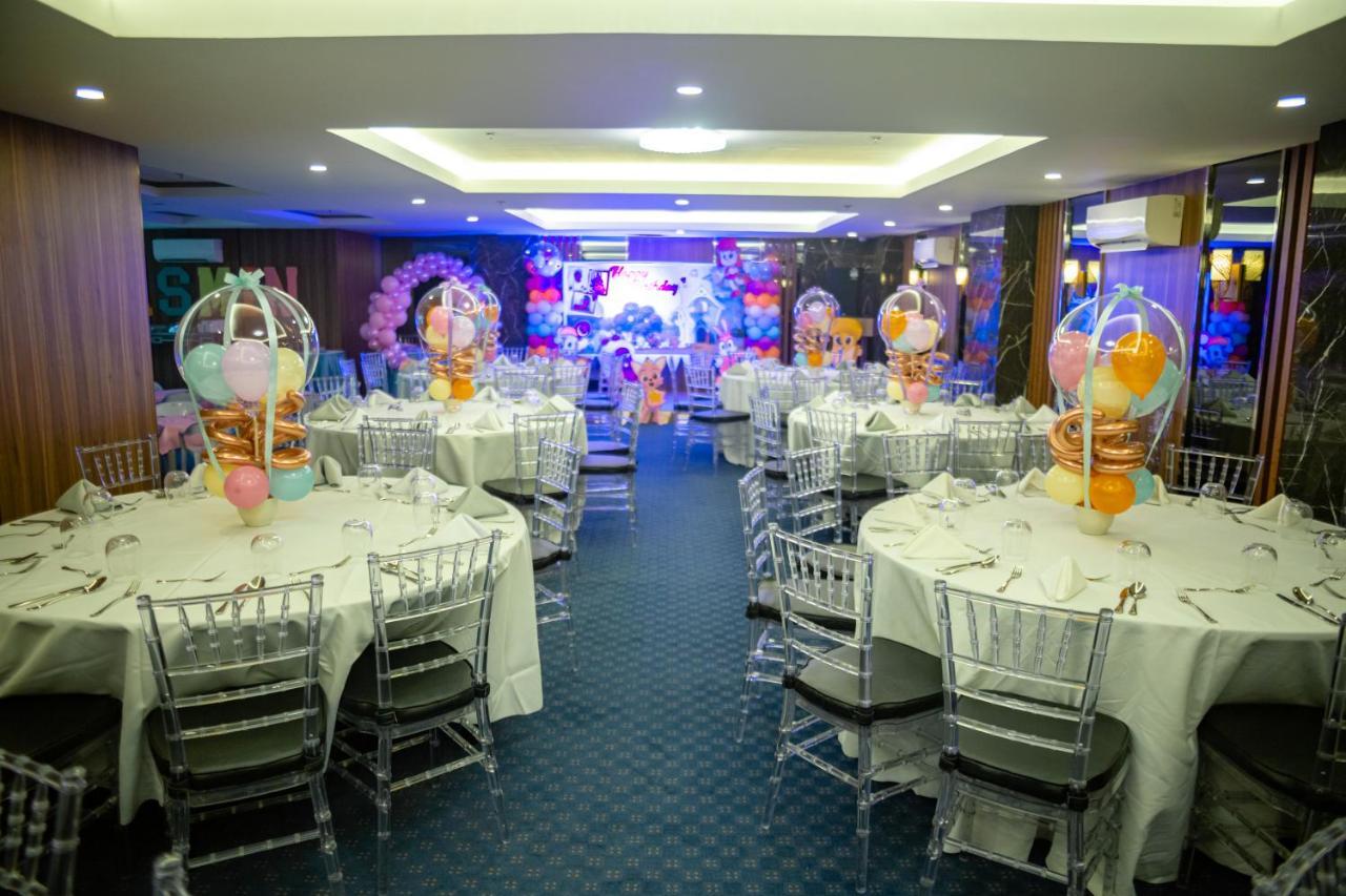 El Vistra Hotel 安吉利斯 外观 照片