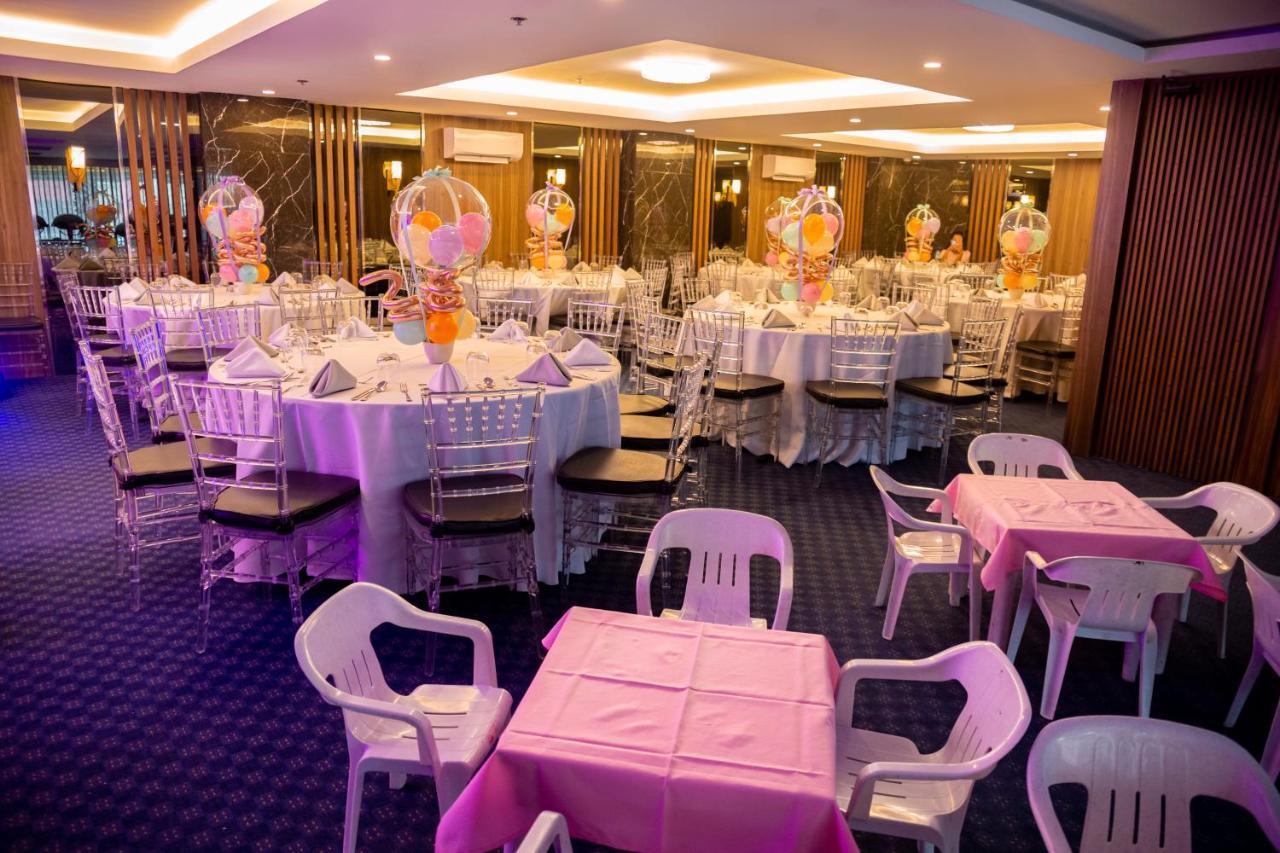 El Vistra Hotel 安吉利斯 外观 照片
