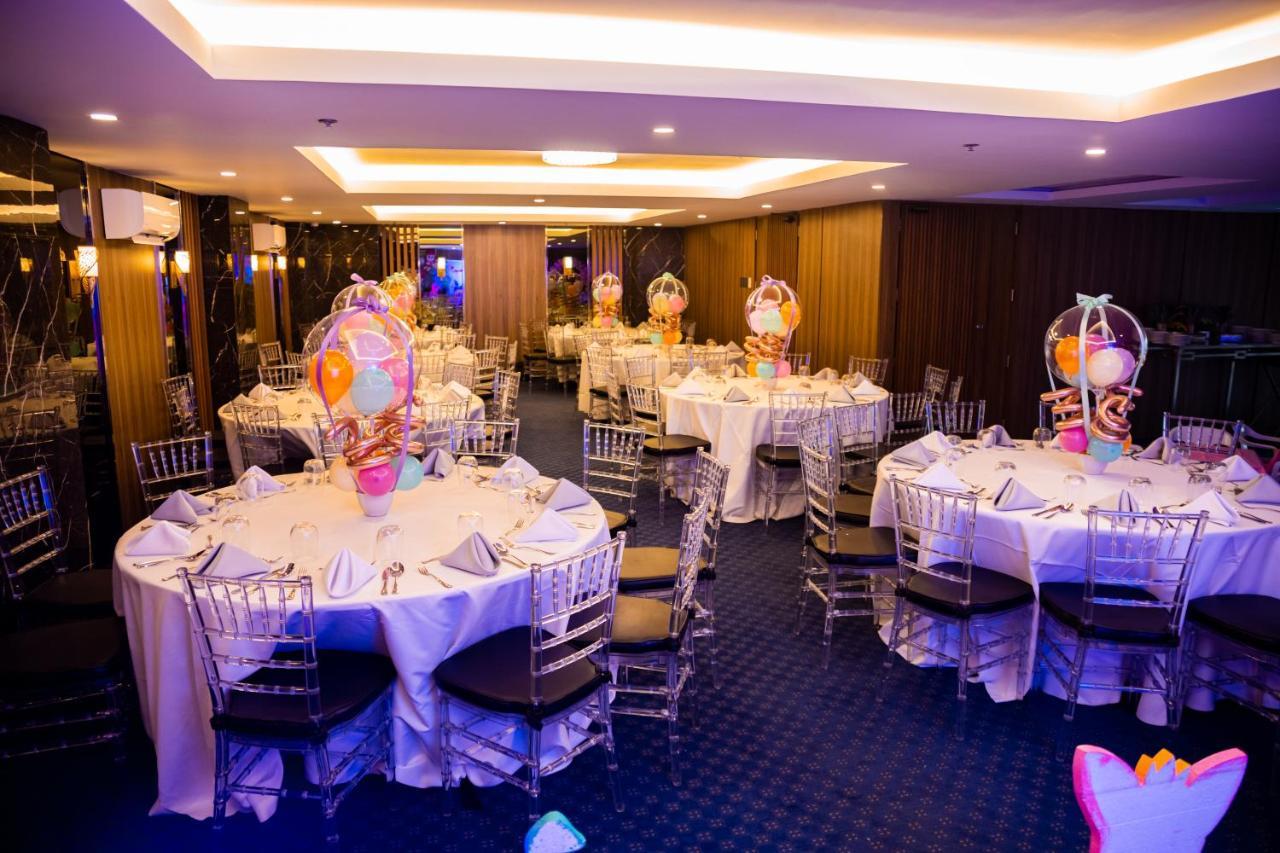 El Vistra Hotel 安吉利斯 外观 照片