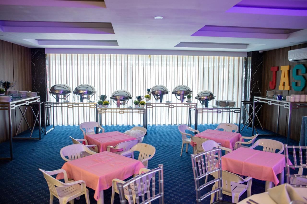 El Vistra Hotel 安吉利斯 外观 照片