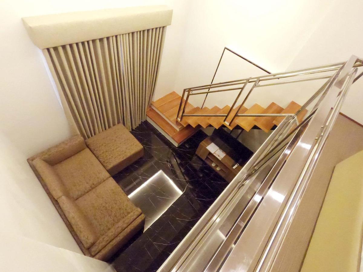 El Vistra Hotel 安吉利斯 外观 照片