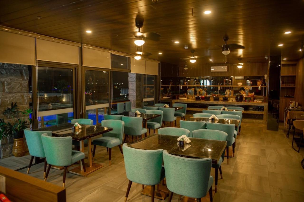 El Vistra Hotel 安吉利斯 外观 照片