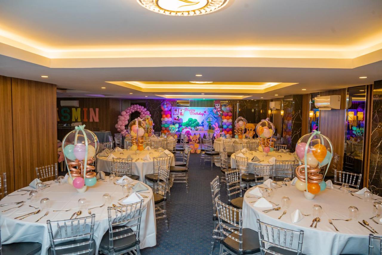 El Vistra Hotel 安吉利斯 外观 照片